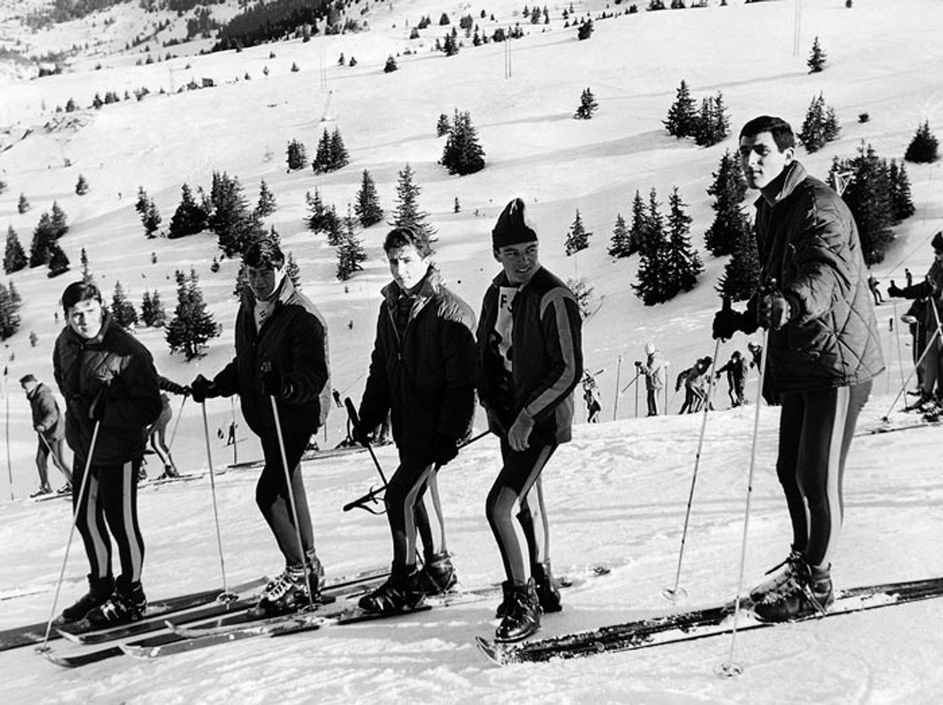 马云同款大鹅羽绒服2020,马云moncler羽绒服