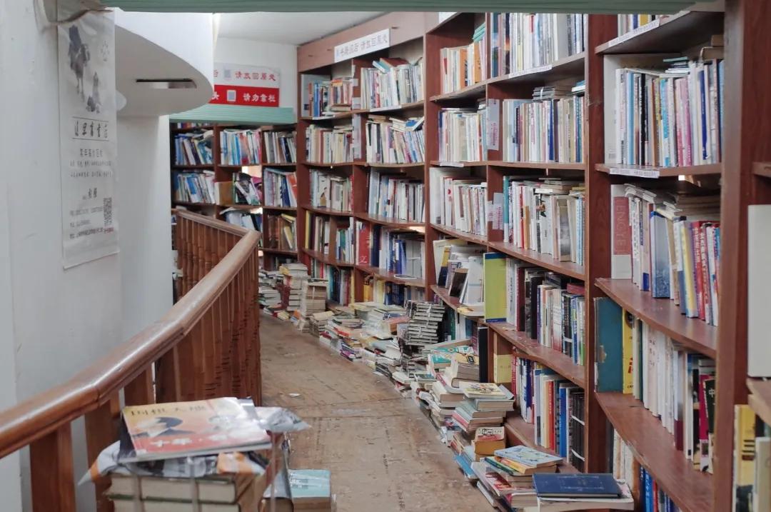 上海二手漫画书店,上海二手书便宜市场