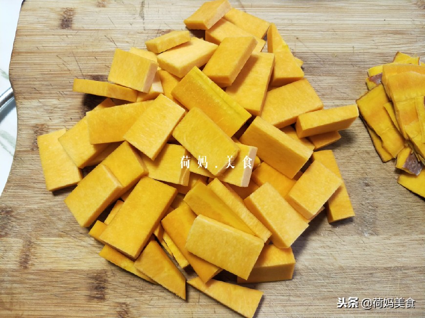 怎么做又香又软的南瓜饼,没有电饼档南瓜饼不上火的做法