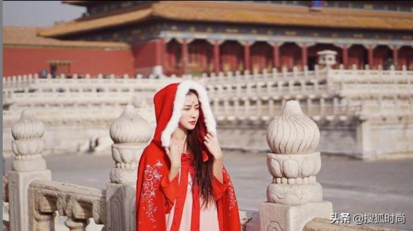 拿下十万虎扑直男，离过婚的她还有资格成为女团出道吗？