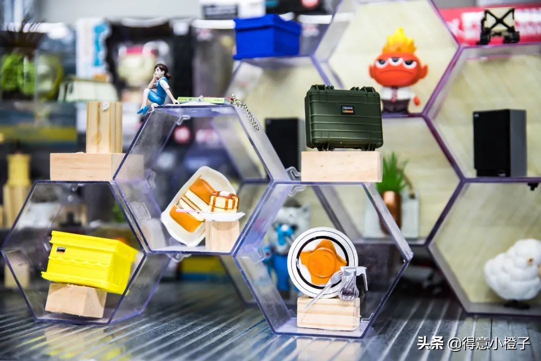 人类高质量店铺,武汉潮牌买手店