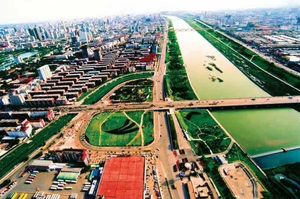 太原10大自媒体网红,深圳自媒体10大网红