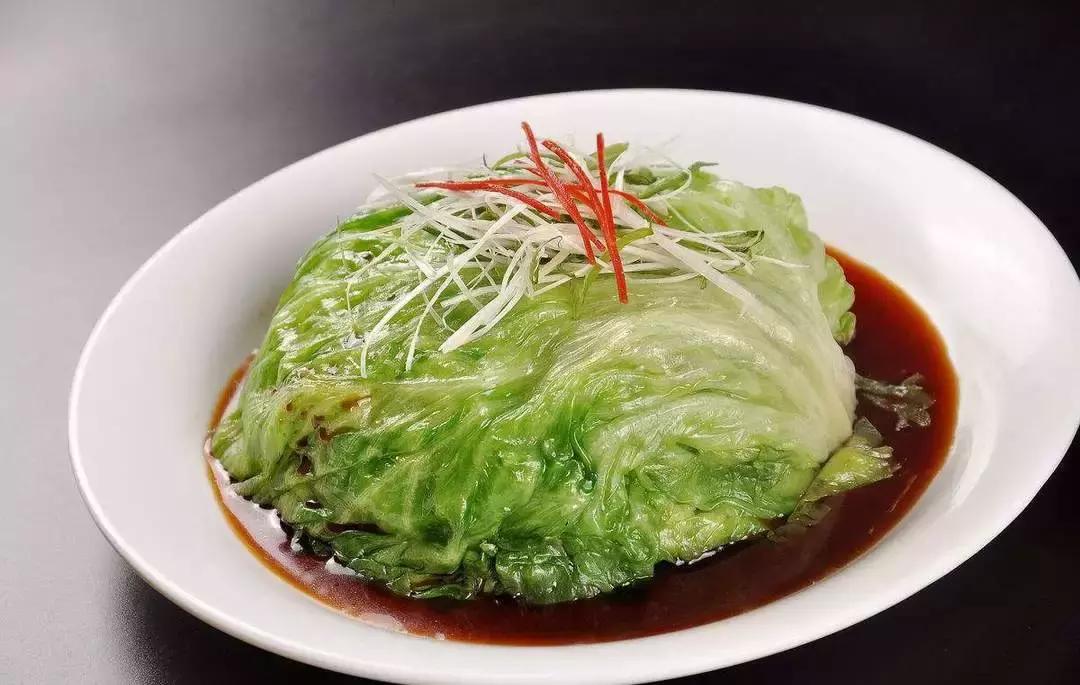 为啥别人倒茶要敲茶杯一下,为什么别人倒酒倒茶要敲两下