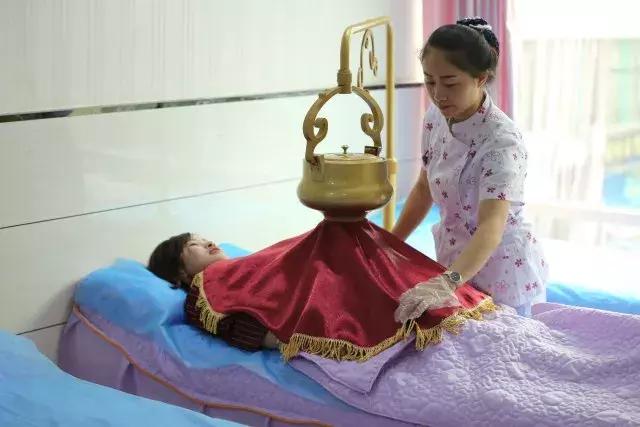 满月后妈妈日常,产后妈妈康复