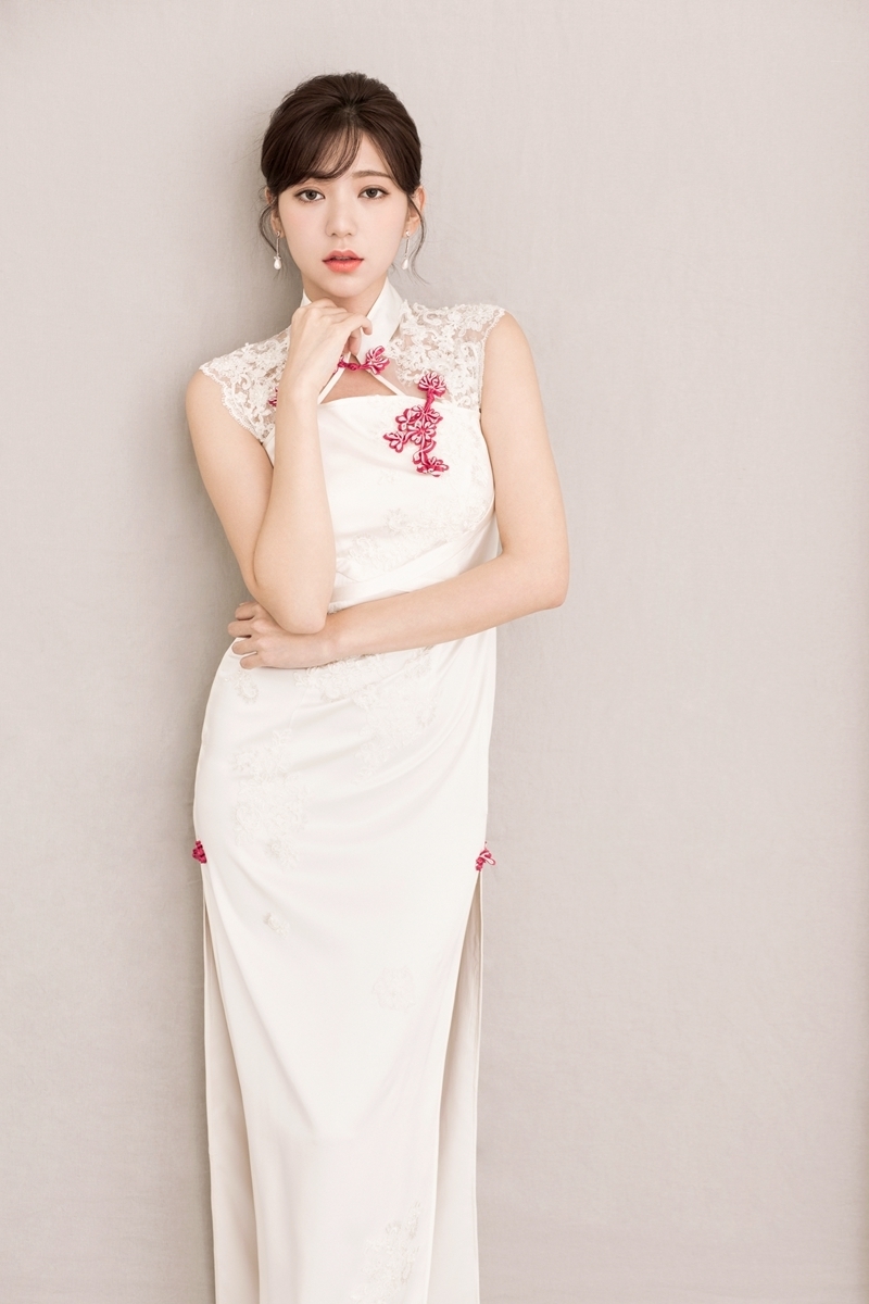 穿着旗袍好看的女生,适合穿旗袍的女生是什么气质