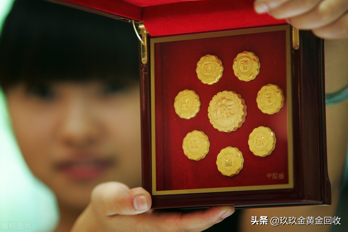 黄金市场中的金价,目前黄金珠宝市场