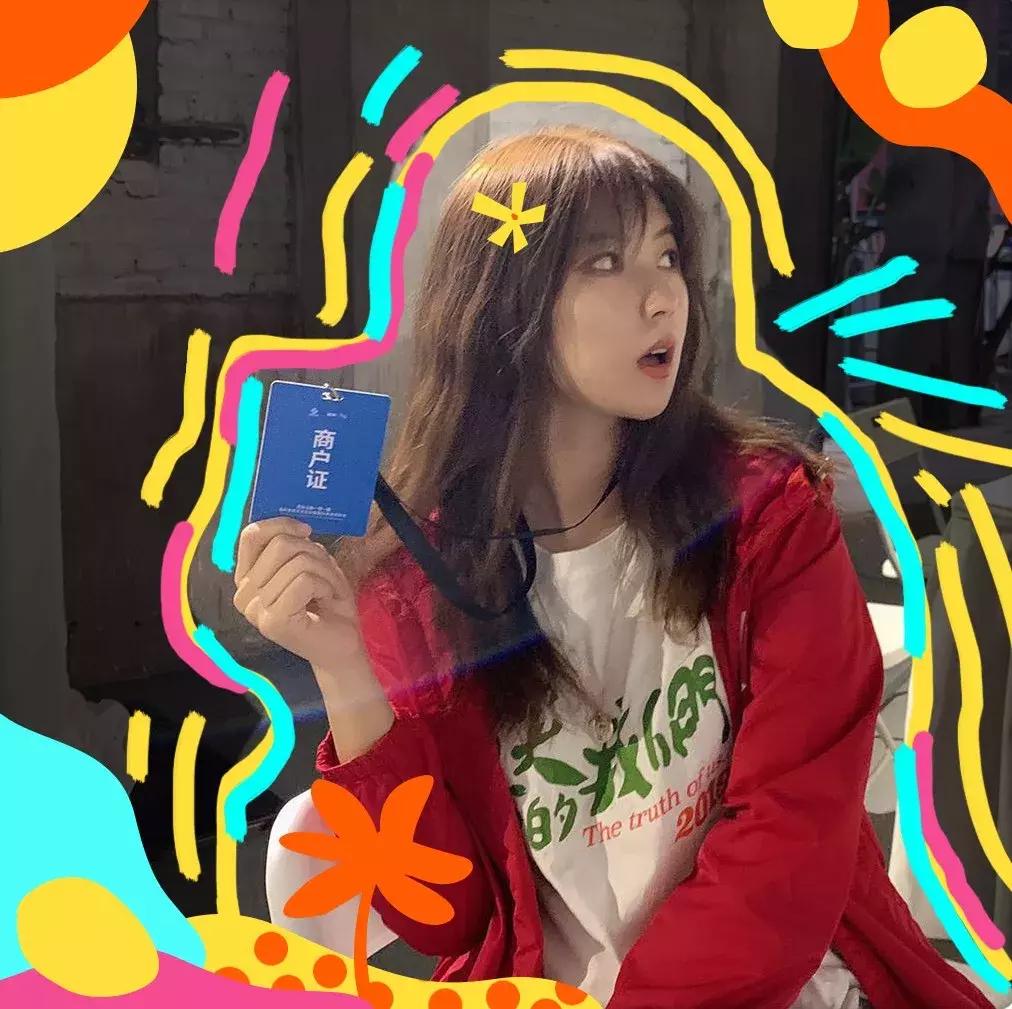 在大自然当中寻找有机蔬菜,为大家采摘绝对新鲜的有机蔬菜