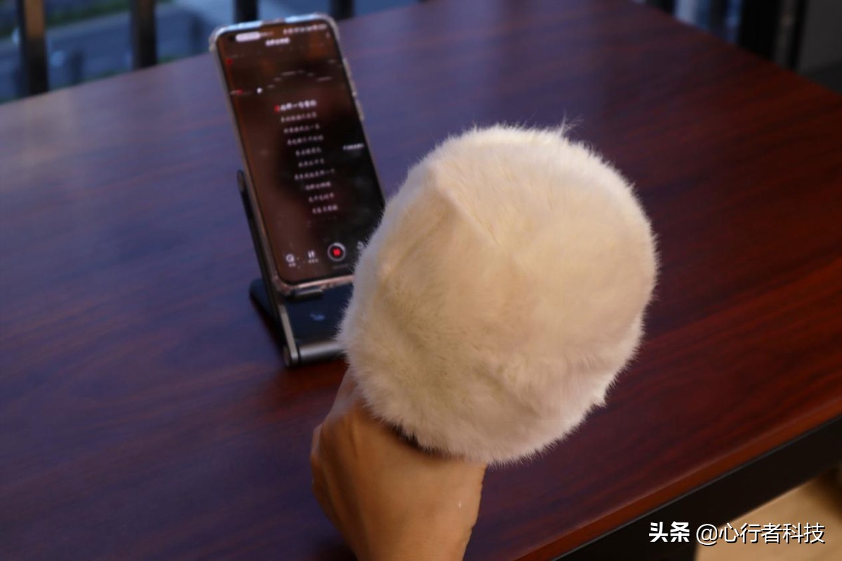 唱吧k歌宝q5小巨蛋g2有啥区别,唱吧小巨蛋g2跟全民k歌哪个好用