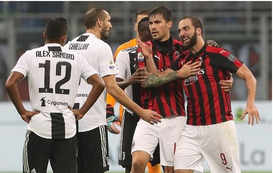 伊瓜因怒吼c罗,伊瓜因红牌怒吼c罗