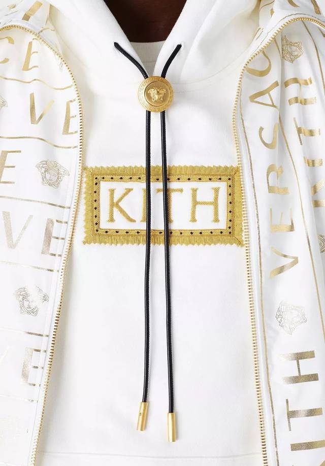 美杜莎把自己变成时尚的样子,当美杜莎成了我的宠物