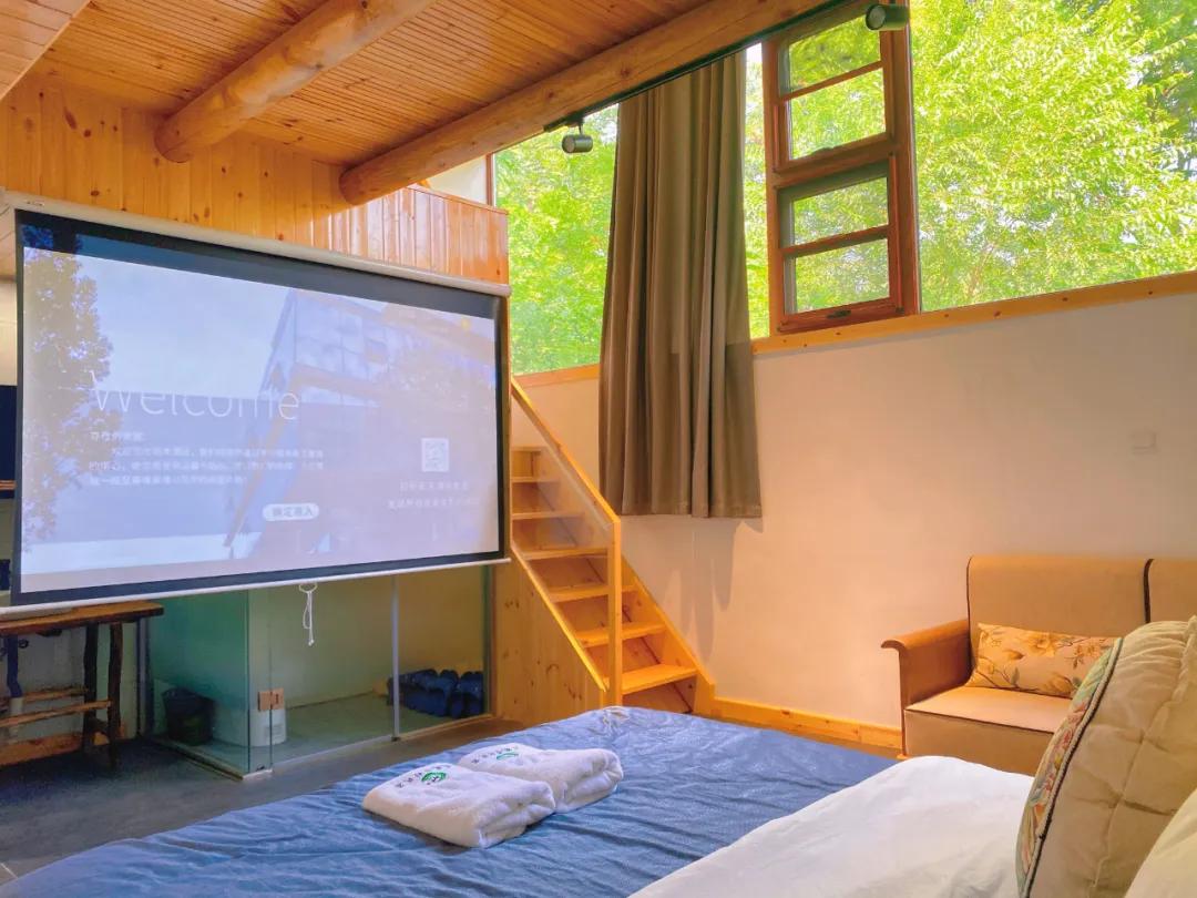 春树影舍畅享年卡，电影酒店+民宿，七夕送爱奇艺年卡会员等豪礼