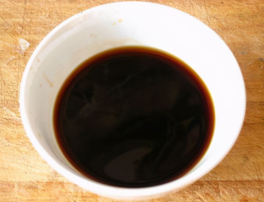 清蒸鱼怎么做好吃要先用盐腌吗,清蒸鱼的营养与烹制技巧