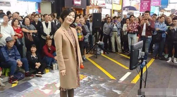 星光大道李谷一难忘今宵,星光大道李谷一