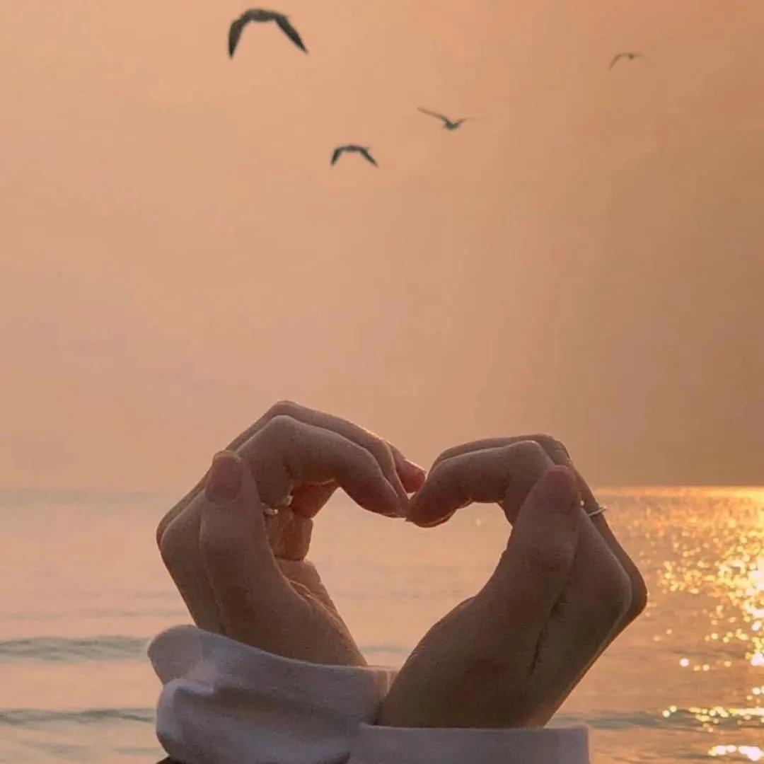 朋友圈背景图有病,朋友圈背景图包