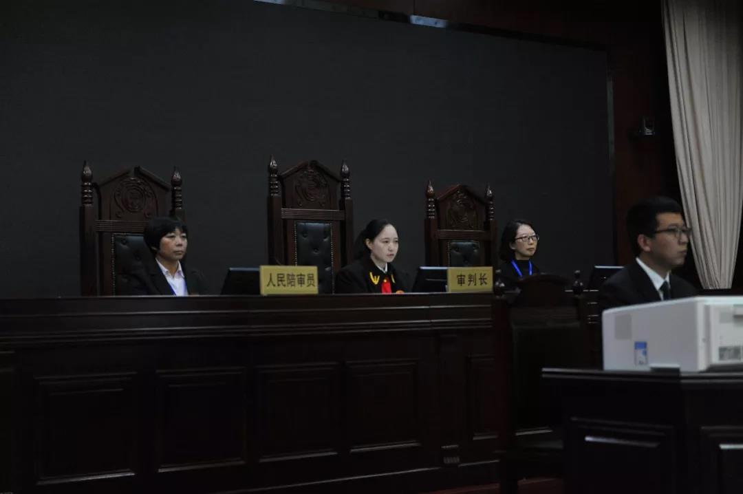 西安雁塔法院召开“*赌黄**毒”案件集中宣判大会