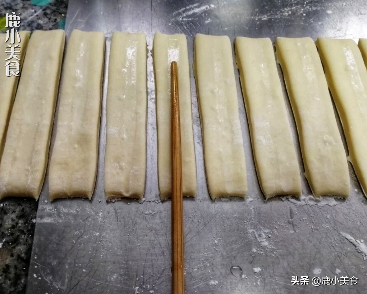 自己在家做炸油条没有油条膨松剂,炸油条没有膨松剂怎么做