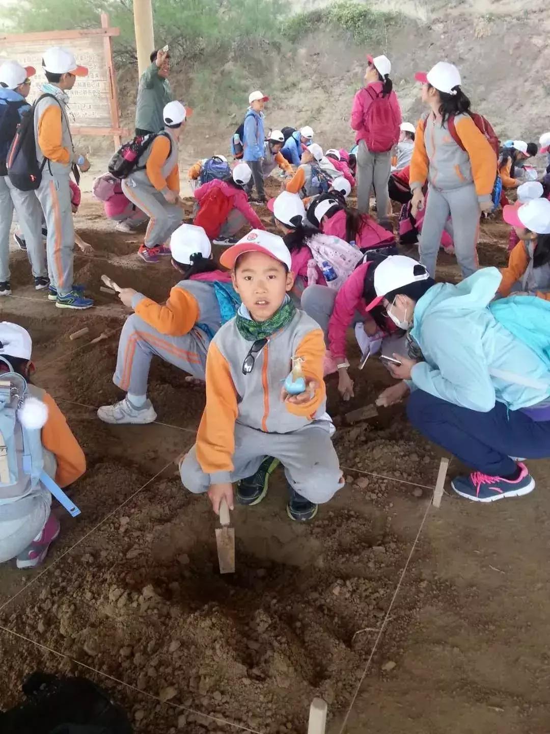 探秘坑洞古代遗迹,水洞沟遗址简介