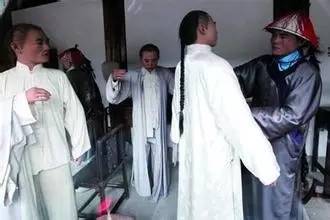 古人一年四季都要洗澡吗,古人给古人洗澡