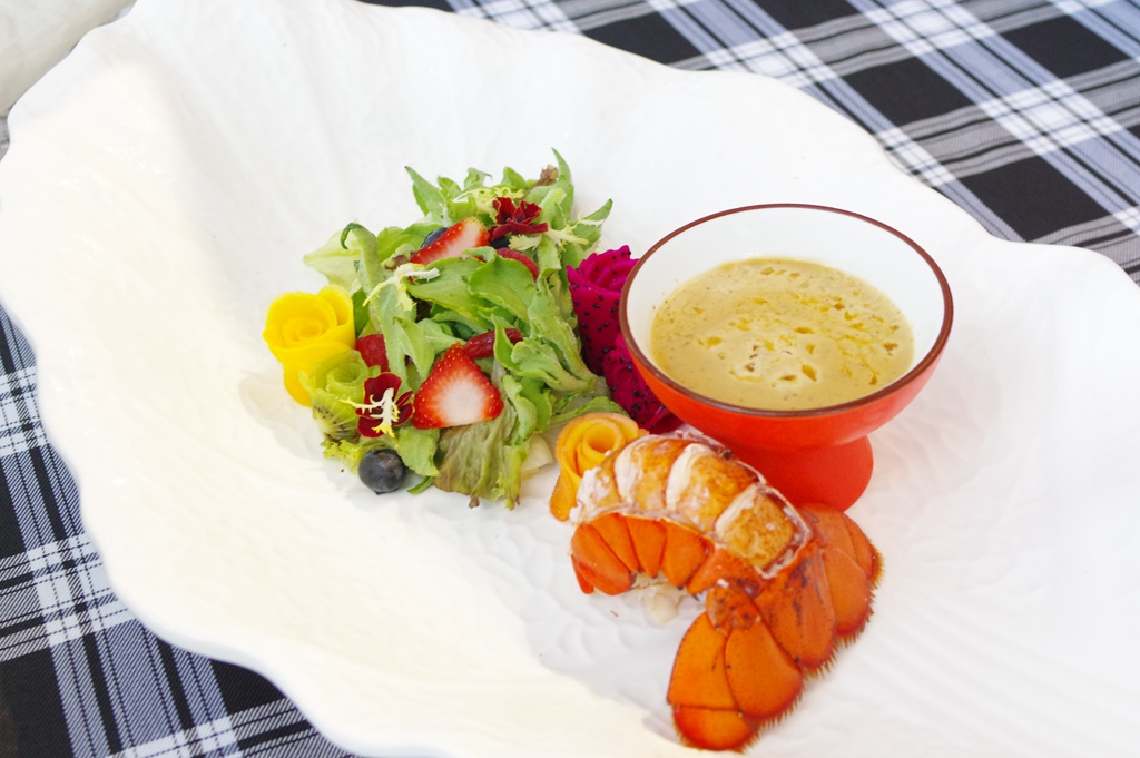 加拿大龙虾怎么吃熟的,加拿大生猛龙虾的正确吃法