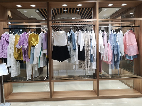 实体女装店进货渠道,女装品牌尾货批发市场进货渠道