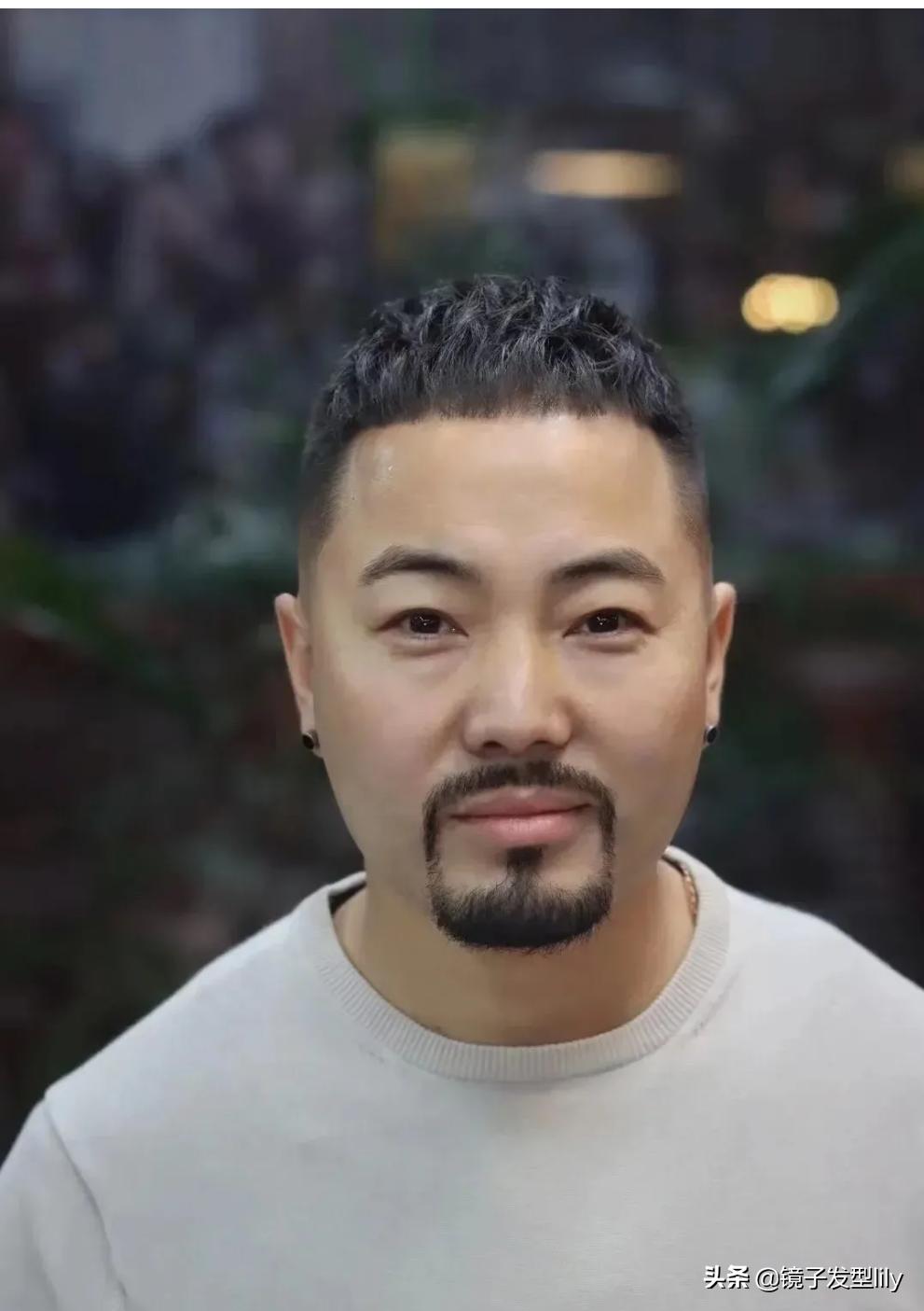 30-40岁男士清爽发型烫发,30-40岁男士清爽发型毛寸