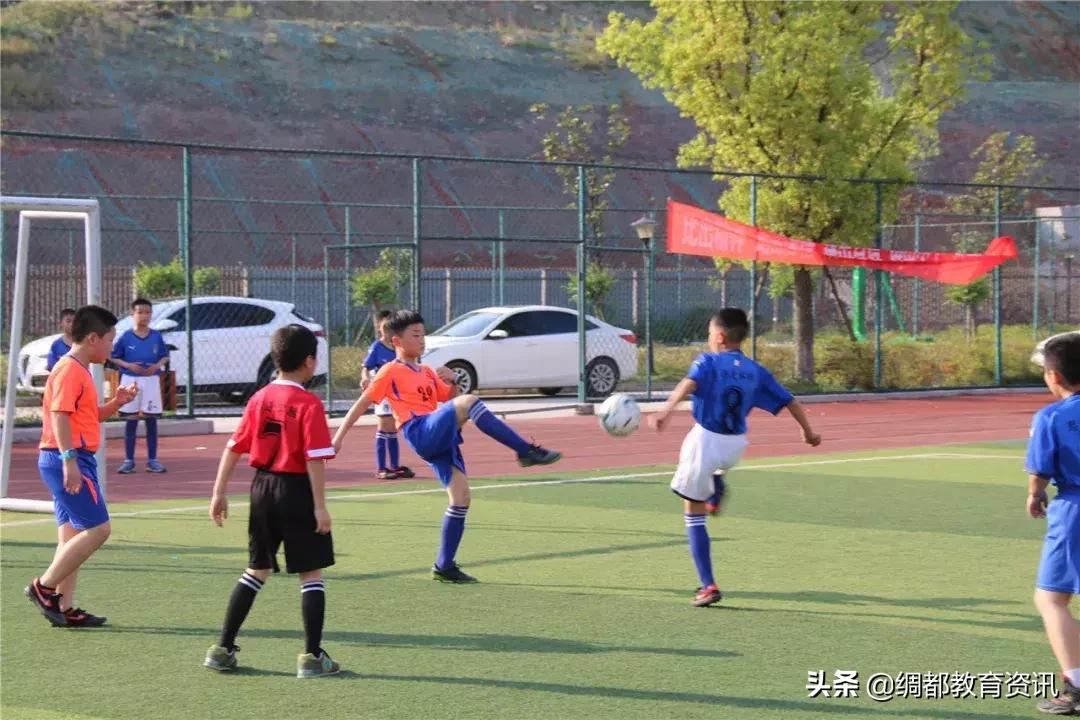 嘉陵区思源实验学校足球队,南充校园足球联赛直播