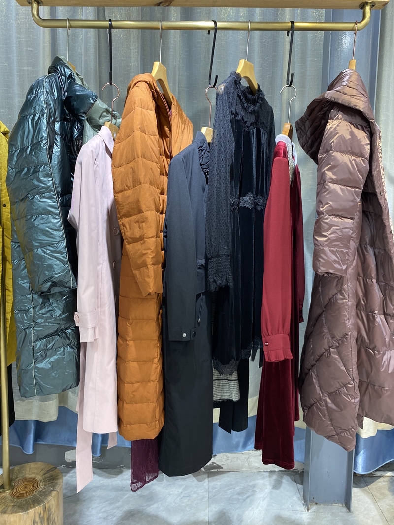 imili旗舰店,艺梦来女装尾货批发