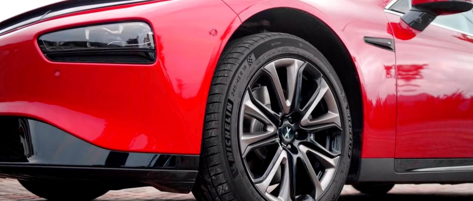 8万多公里的小鹏p7能买吗 (小鹏p7老款和新款的驾驶感受区别)