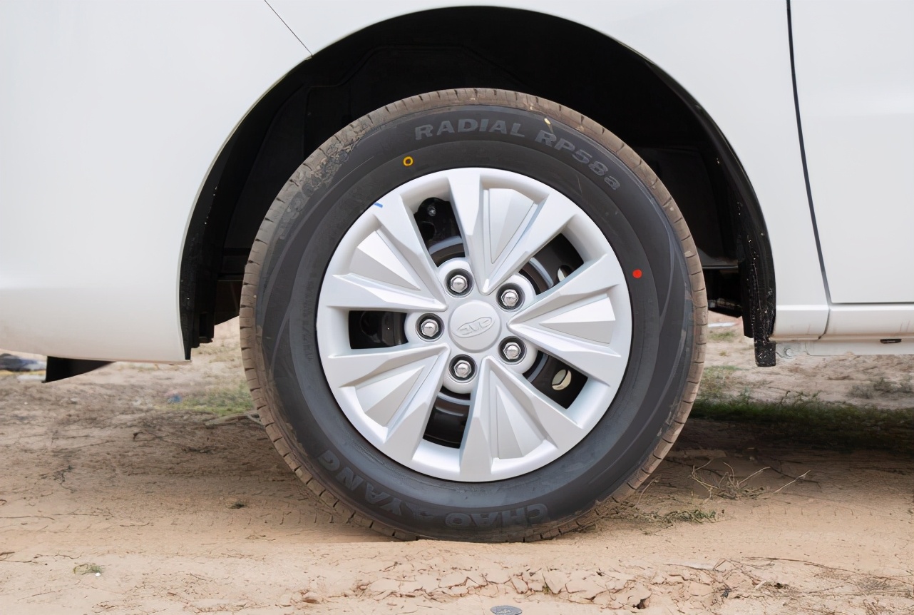 杭州车主提了江淮瑞风M3，开了640公里后，直言有话要说