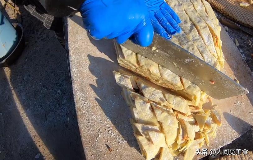 天津没有名字的小摊，20年只卖一种小吃，9元1斤一天卖2百斤