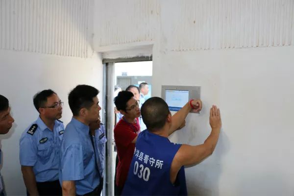 拉练看作风转变,拉练观摩