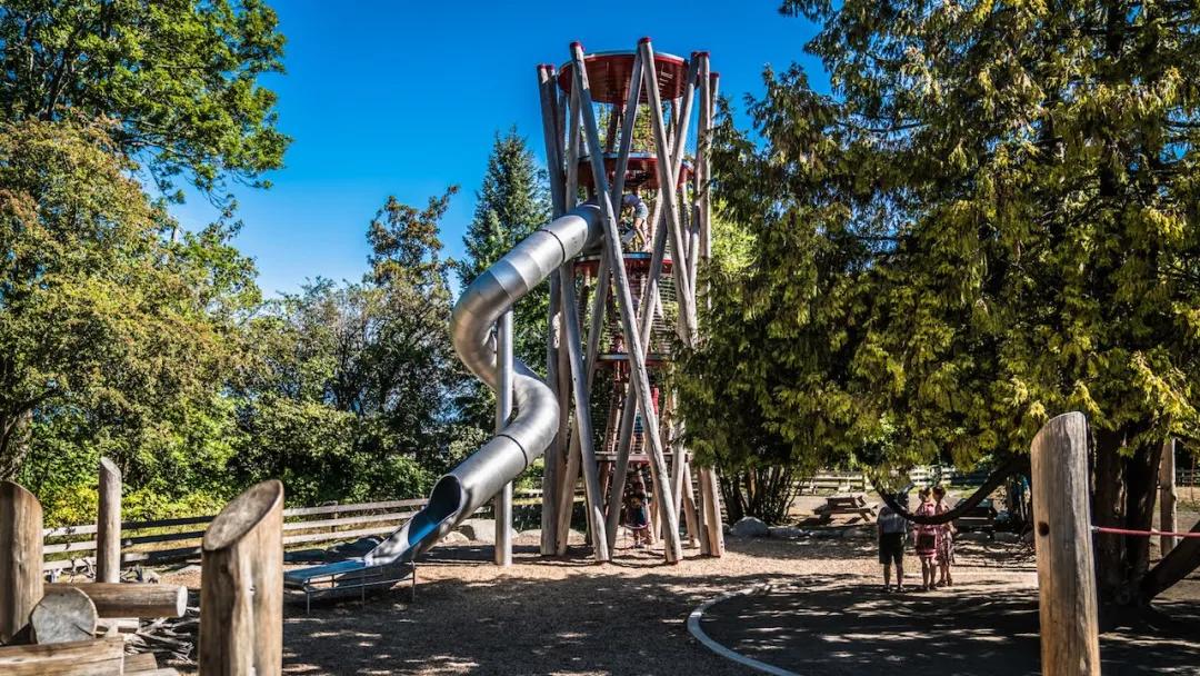 列治文华人最多的区,列治文富人社区