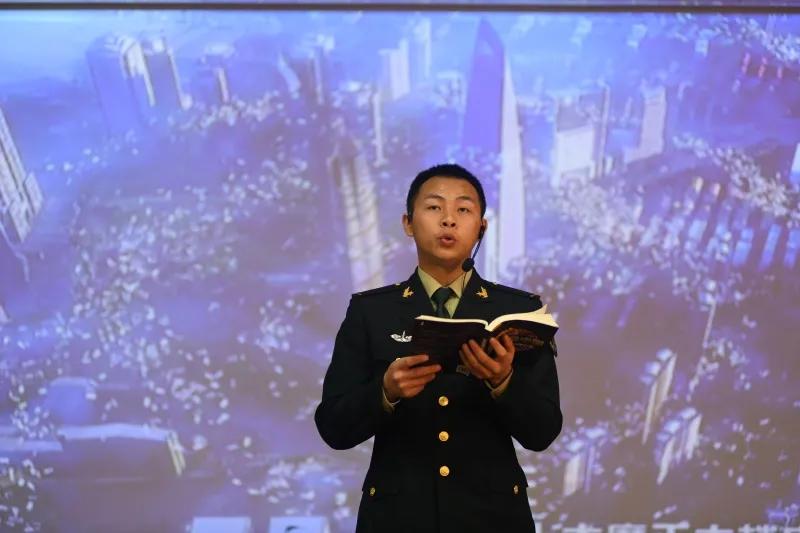 告白是为了表达爱意,告白是为了表明心意