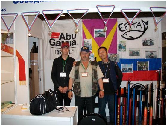 钓大鱼的鱼竿什么样的最好,新手入门鱼竿选什么牌子能钓10斤