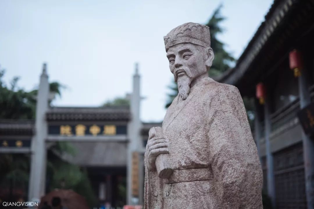 汉服一日游西安攻略,西安大唐不夜城汉服