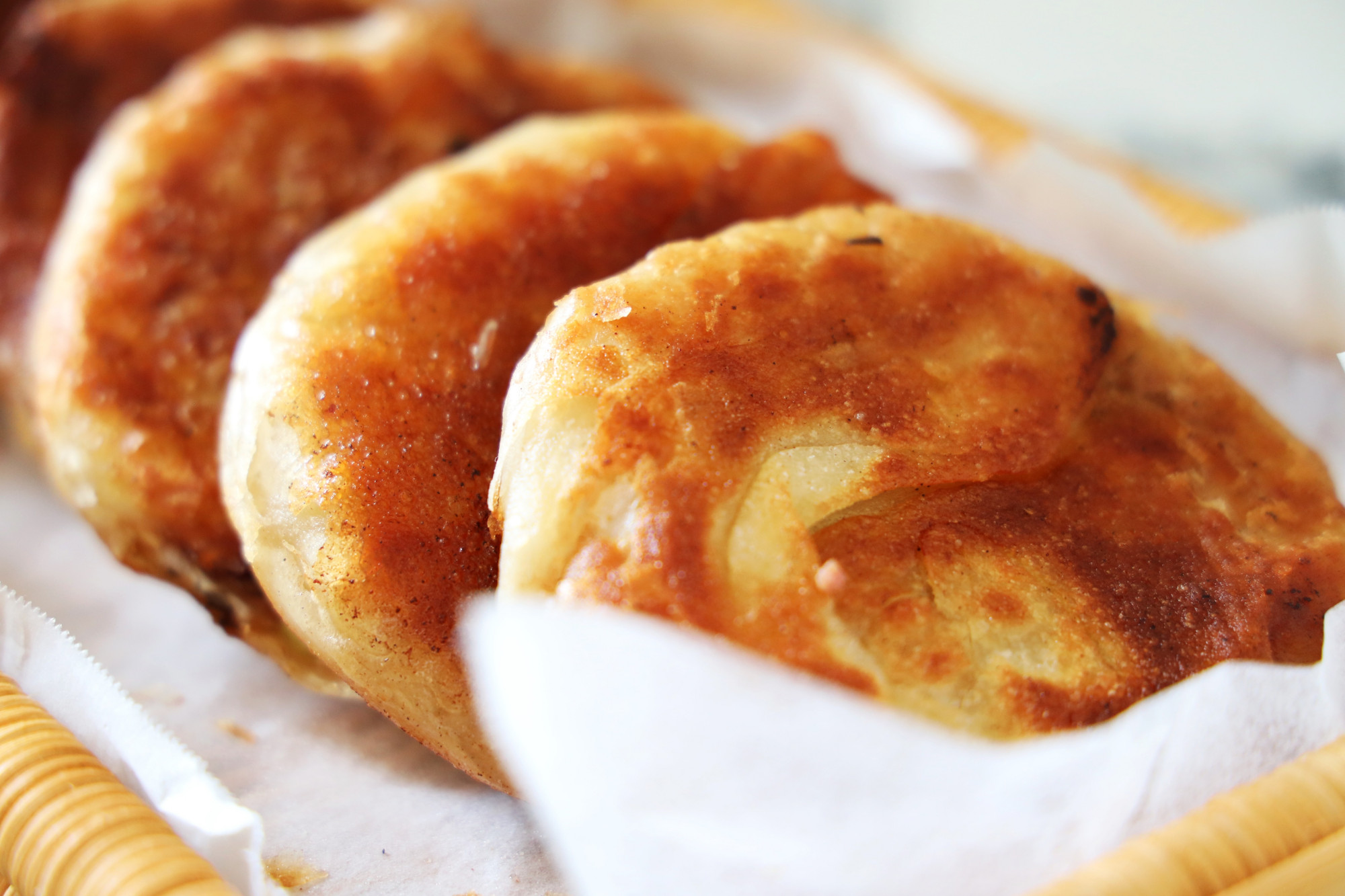 牛肉饼怎么做酥脆松软有层次,牛肉饼这样做太香了