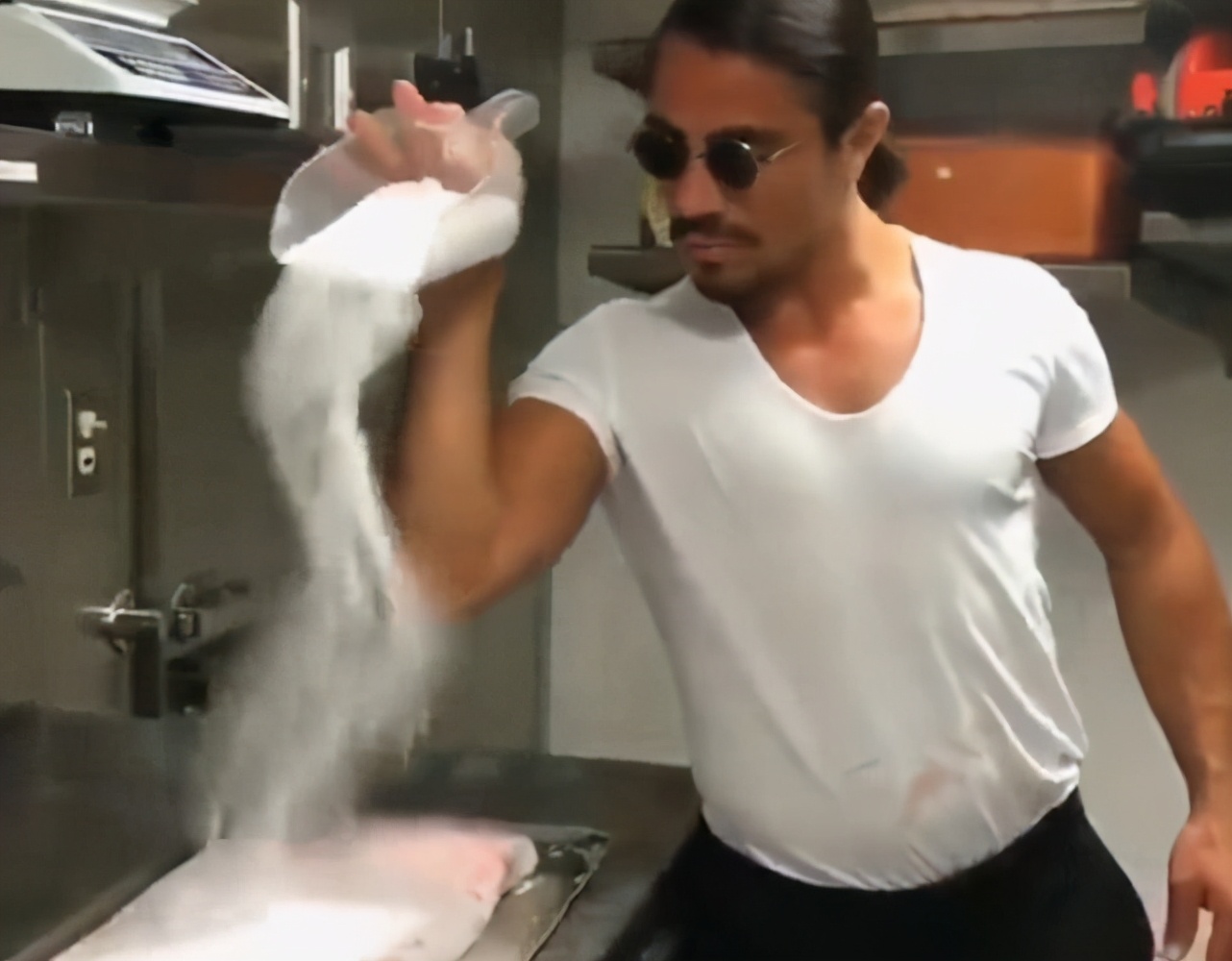 撒盐哥汉堡视频,网红撒盐哥新开汉堡店