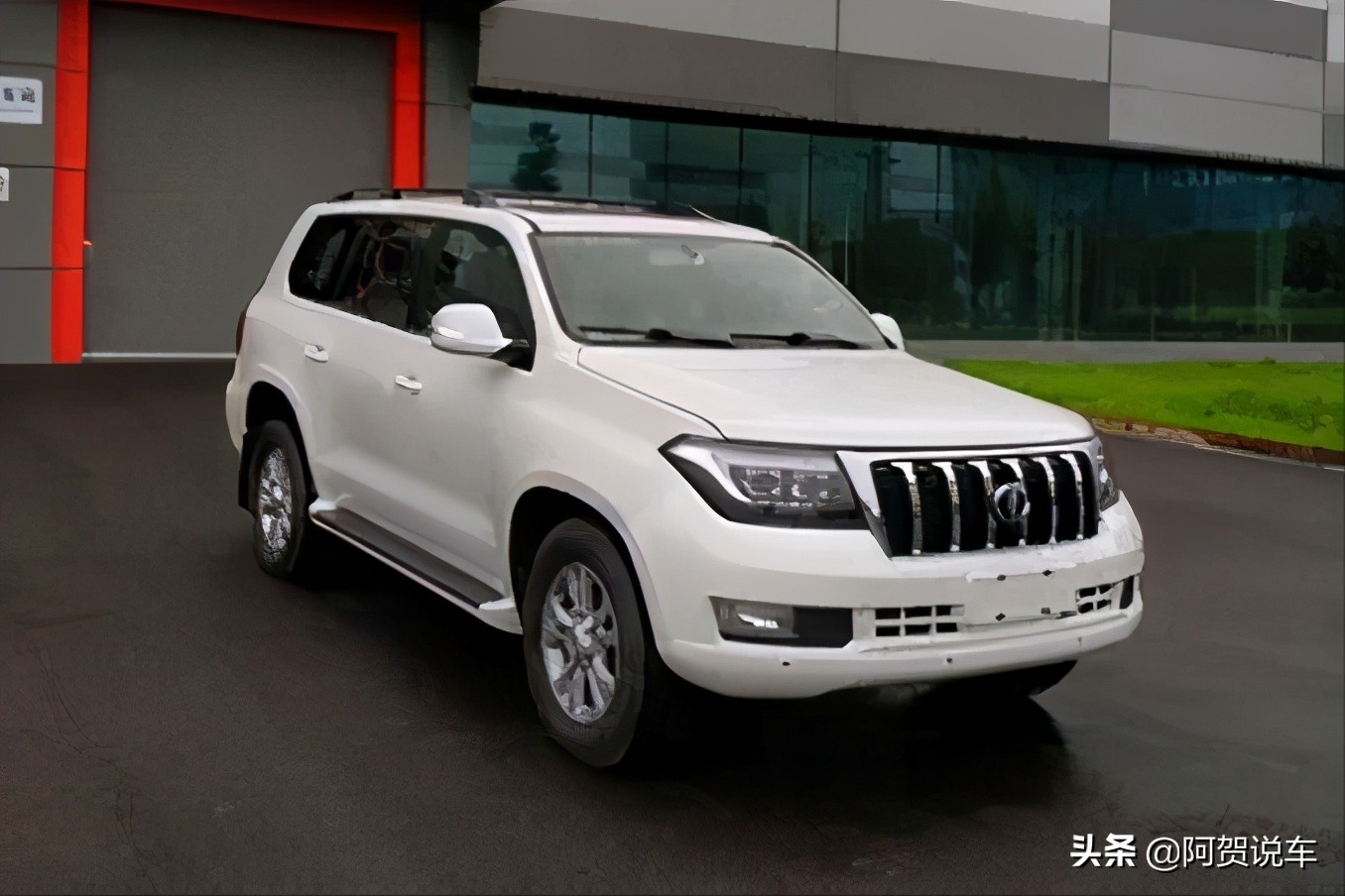 恒天l4600和lx570的区别,恒天l4600改装陆地巡洋舰