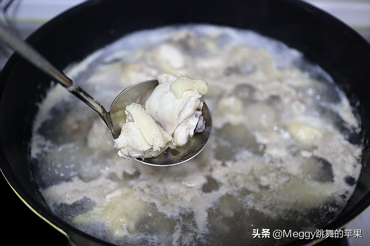 没有汽锅怎么做蒸菜,没有汽锅做汽锅鸡的家庭做法