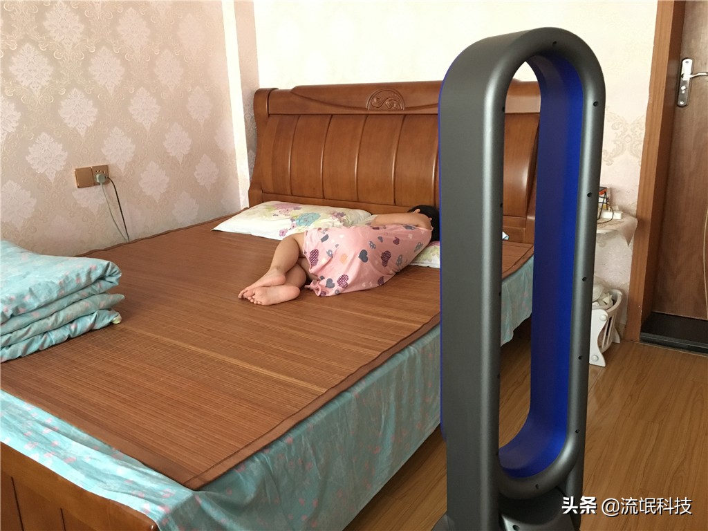 空调好伴侣，柔风不头疼，安美瑞A8无叶风扇让夏天过得健康舒服