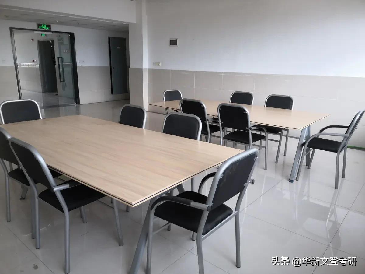 精英寄宿考研自习室,寄宿考研集训营自习室