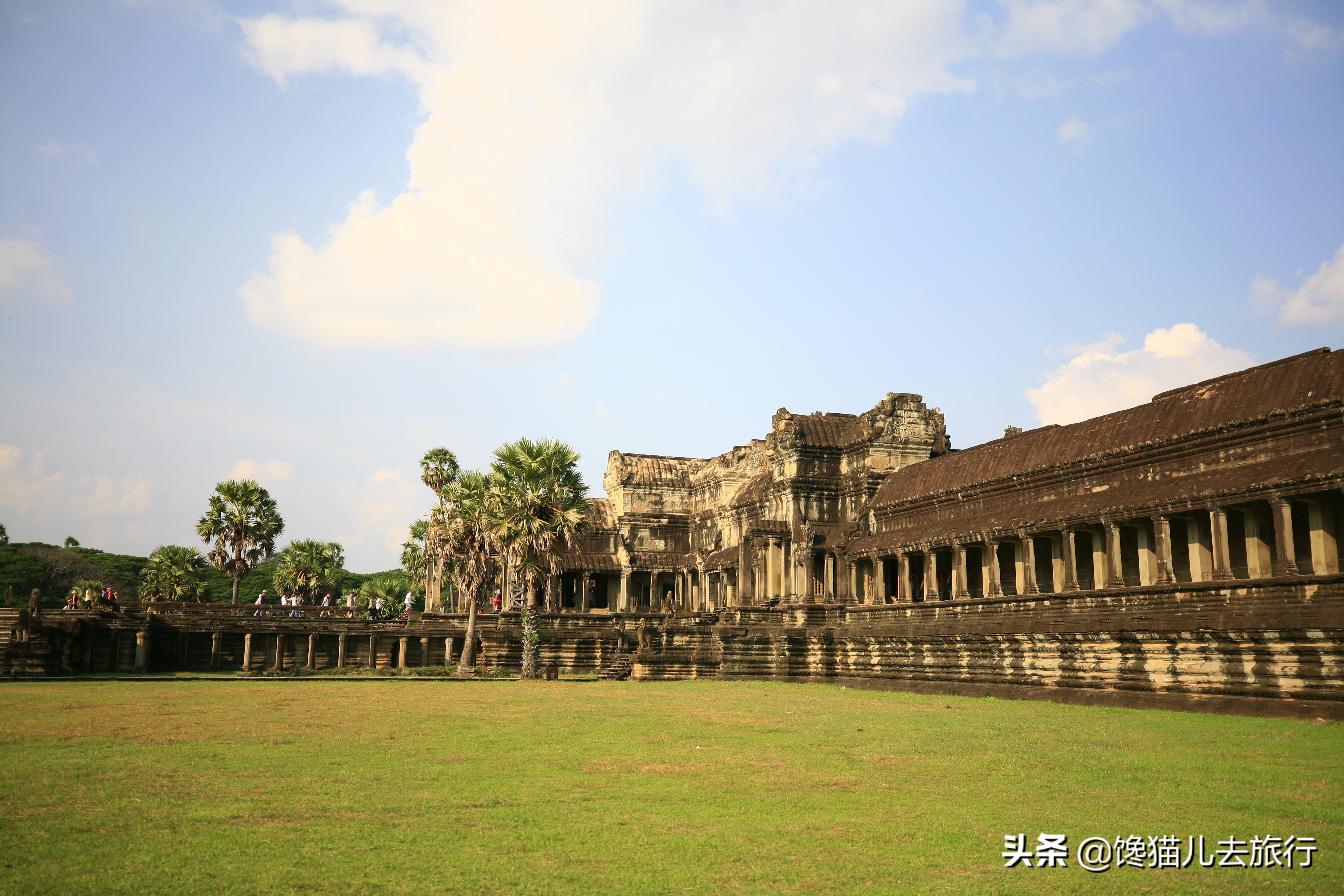 吴哥窟游客,柬埔寨吴哥窟门票是多少钱