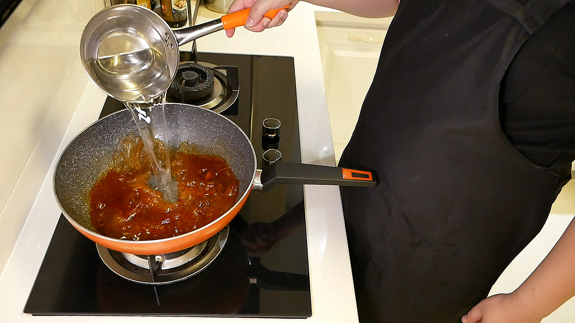 香辣排骨干锅正宗做法,排骨香辣锅的正宗做法