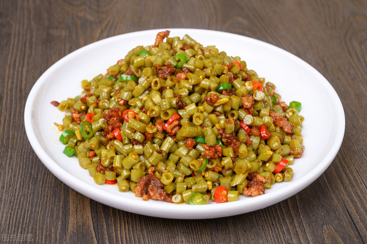 酸豆角泡太咸了怎么去咸味,酸豆角太咸了怎么去咸味