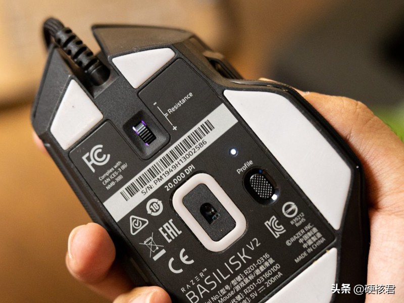 雷蛇鼠标蝰蛇标准版真实测评,雷蛇巴塞利斯蛇v2鼠标拆解