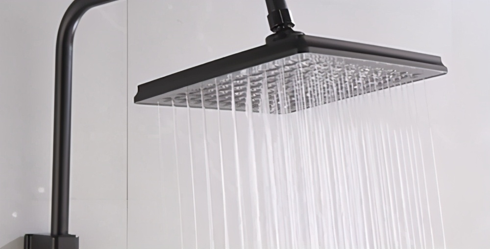 宏泰花洒好还是四季沐歌花洒好,四季沐歌花洒推荐哪款