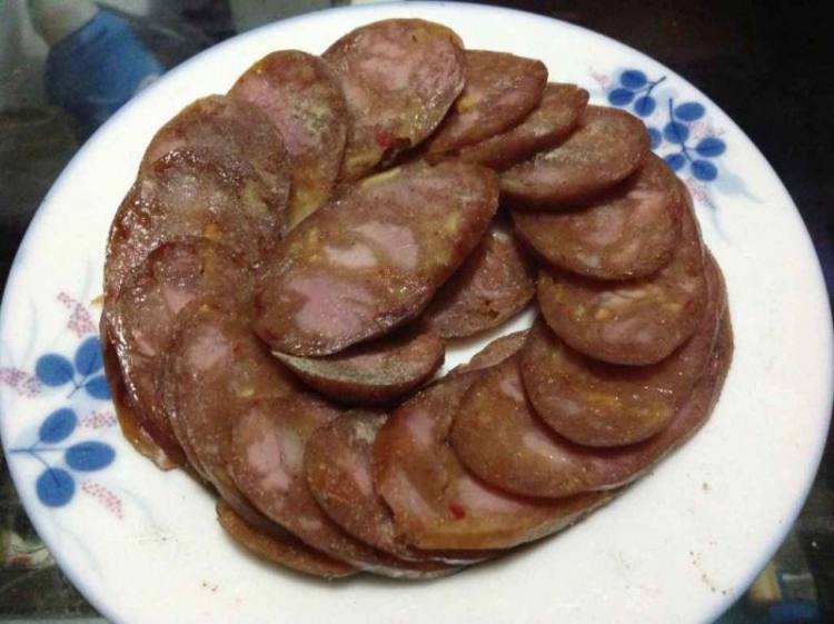 正宗哈尔滨东北特产红肠,哈尔滨排队买红肠