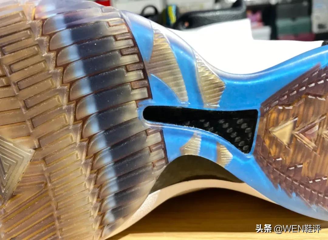 有哪些大碳板的实战鞋,气垫加碳板跑鞋