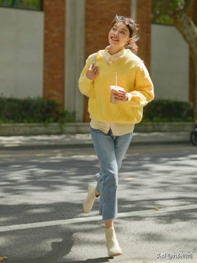 入春第一双鞋不知道怎么选？一双“平头鞋”就足够，时髦整个春天