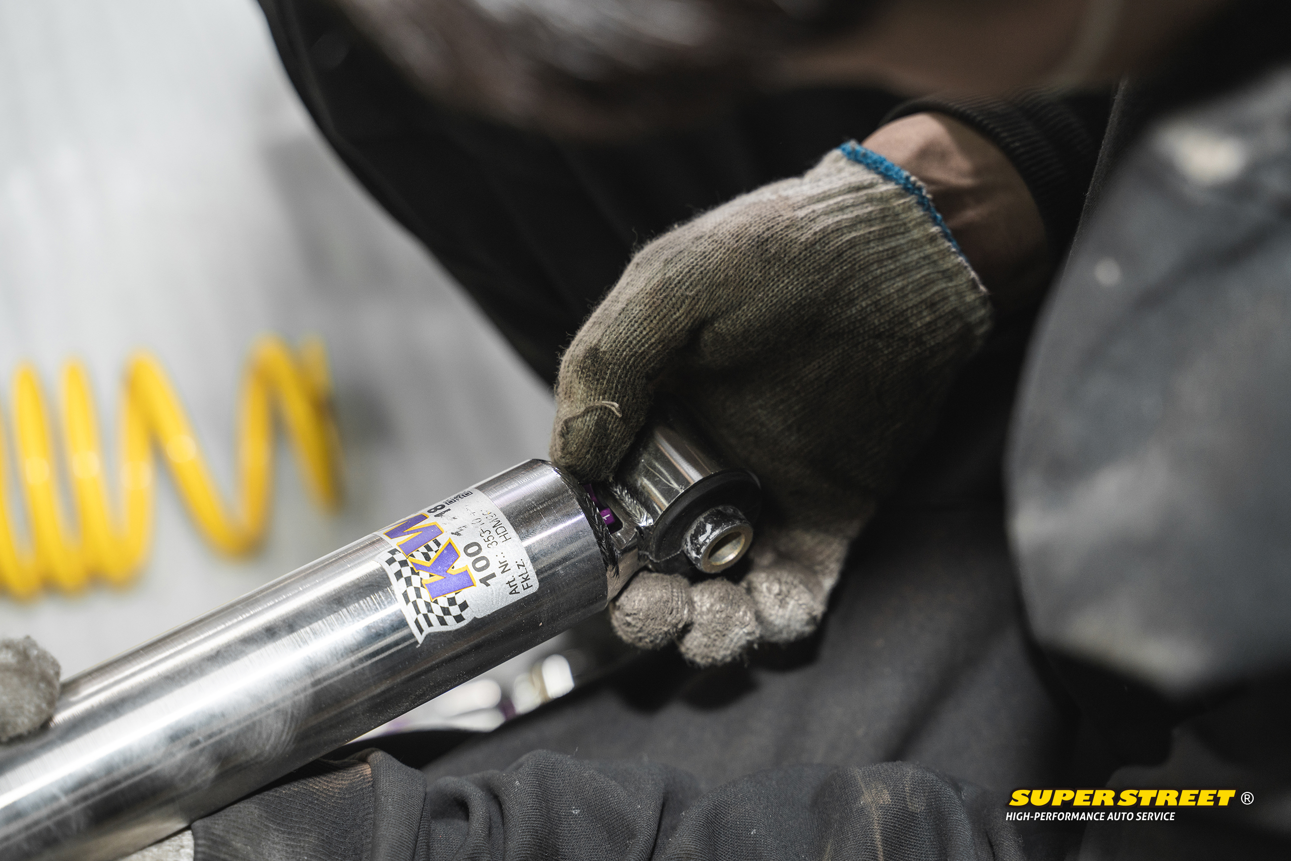 奥迪S3拆掉BILSTEINB16，换上KWV3绞牙避震，只想更舒适。